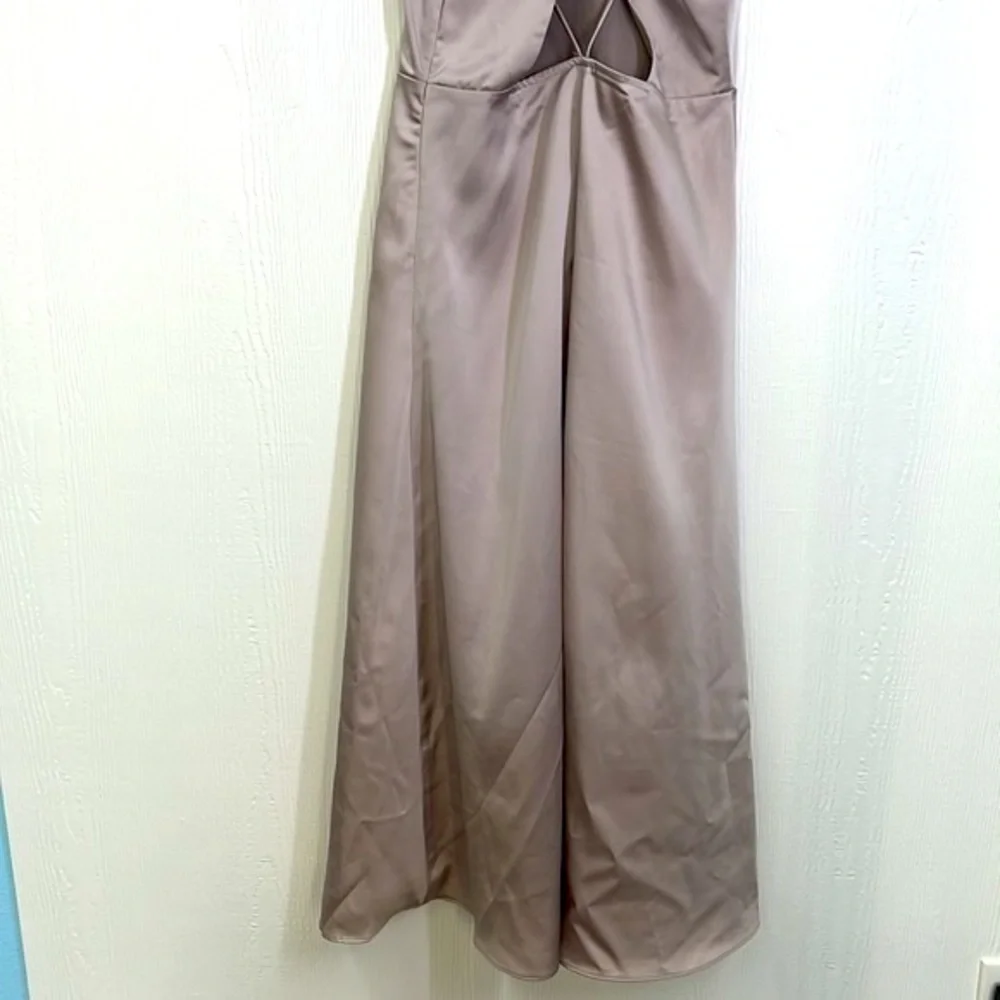 Mod Ref - Shiny Polyester Strappy Side Zipper Silver Maxi Dress Size Small